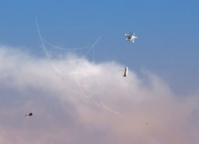 Picture 2 of How does a flycam shot gun work?