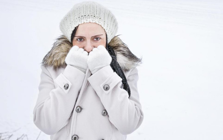 Picture 1 of How does cold weather affect health?