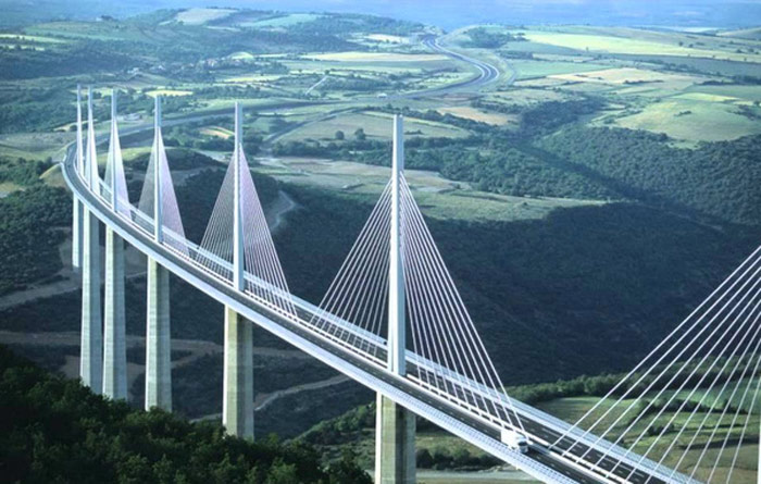 Picture 8 of How is the foundation of a bridge built?