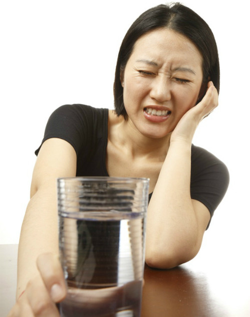 Picture 1 of How to deal with tooth sensitivity