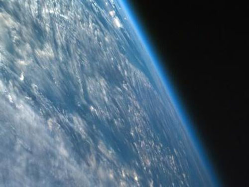 Picture 3 of How to decipher the Earth through Pluto?