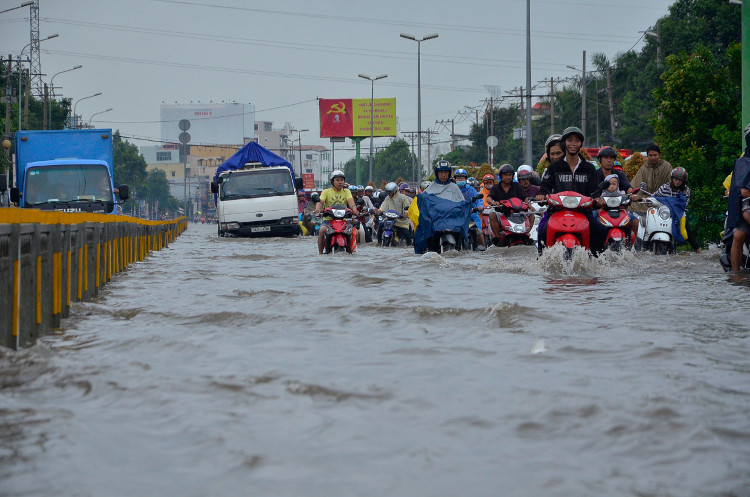 Picture 1 of How to take care of the car after being flooded