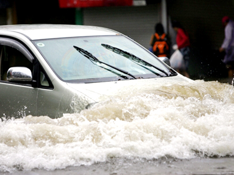 Picture 2 of How to take care of the car after being flooded