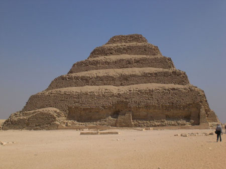 Picture 1 of How was the Egyptian pyramid built?