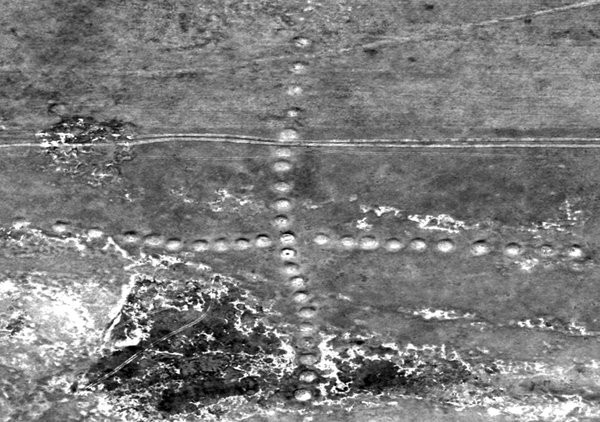 Picture 3 of Huge drawings in Kazakhstan seen from the universe