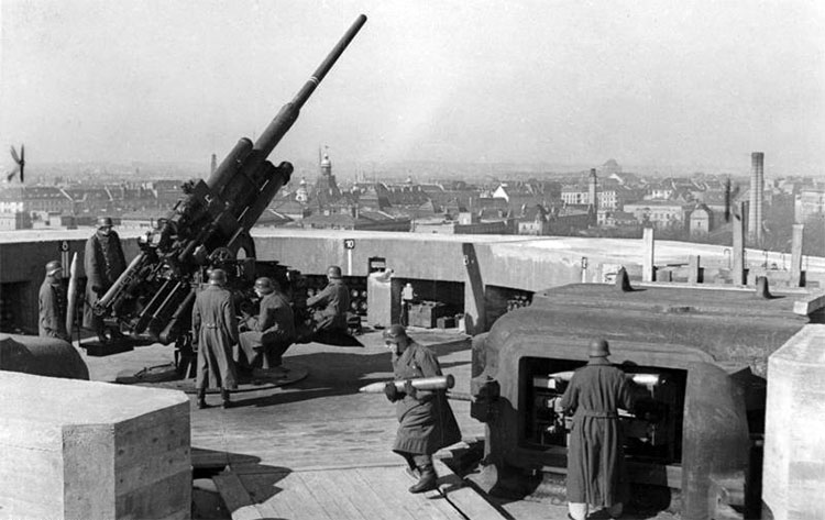 Picture 7 of Huge German anti-aircraft turret
