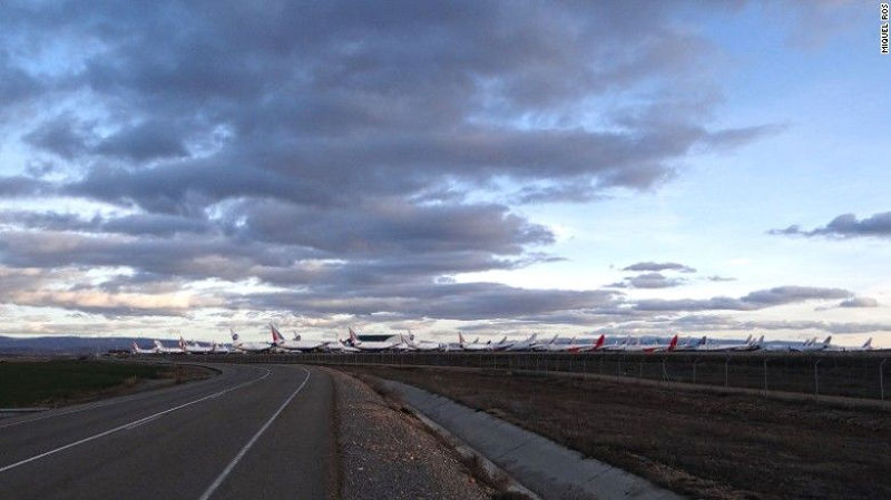 Picture 9 of Huge ghost airport where