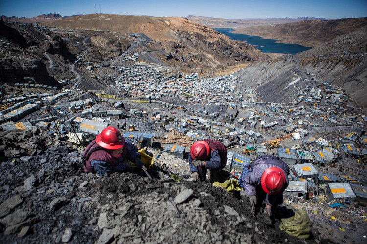 Picture 14 of Huge gold mine in the highest place in the world