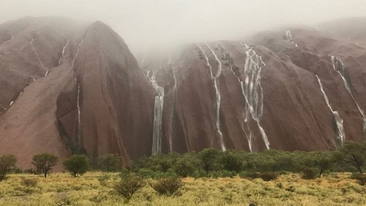 Picture 1 of Huge stone symbol of Australia suddenly turned into a waterfall