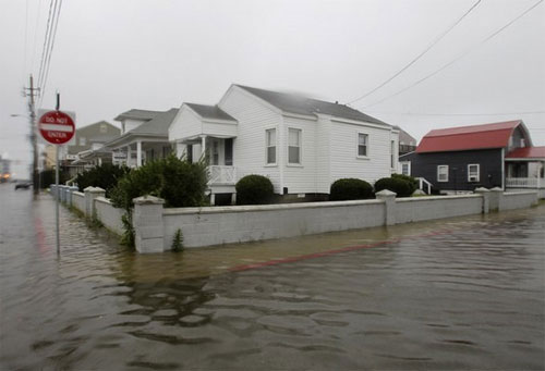 Picture 7 of Hurricane Irene continued to rage the United States