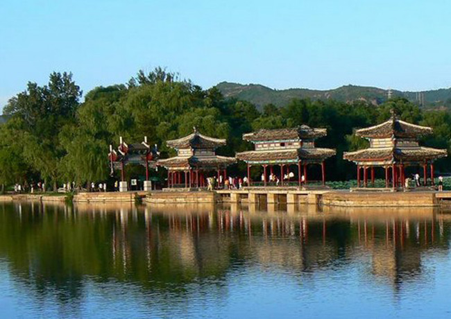 Picture 4 of I tried Sơn Trang and Grammy Temple - China