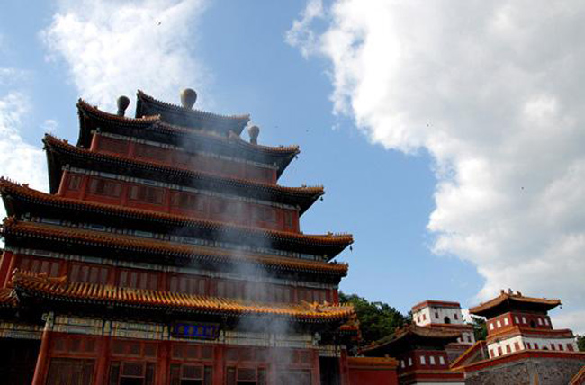 Picture 5 of I tried Sơn Trang and Grammy Temple - China