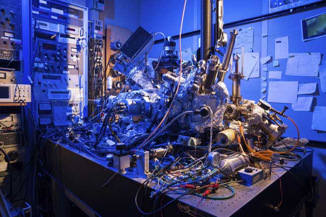 Picture 2 of IBM's breakthrough: Turning titanium atoms into tiny dancers