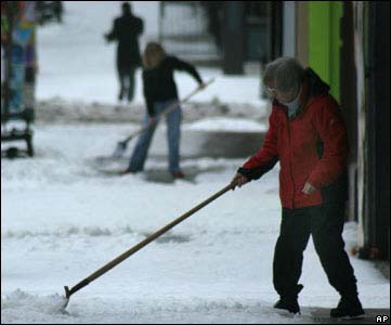 Picture 4 of Ice rains in the United States killed many people