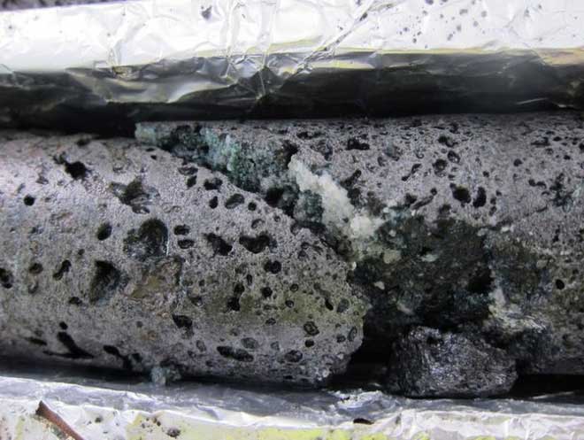 Picture 2 of Iceland successfully tested the method of 'capturing and confining' CO2 permanently into the ground