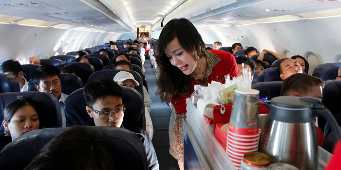 Picture 1 of If you know these 'scary' secrets, you will never want to sit in a plane again