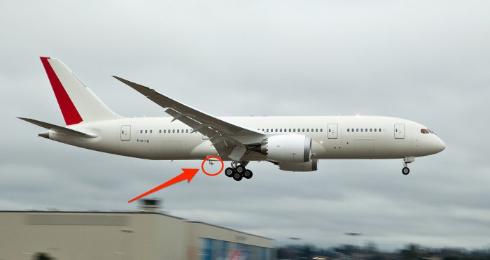 Picture 3 of If you know these 'scary' secrets, you will never want to sit in a plane again