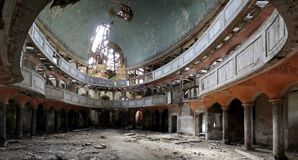 Picture 2 of Impressed with 9 locations forgotten all over the world