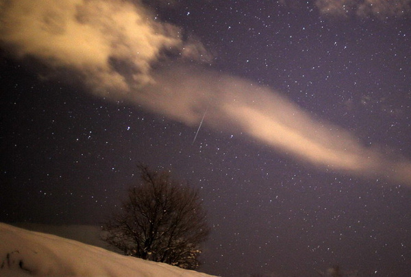 Picture 1 of Impressed with 'meteor shower party'