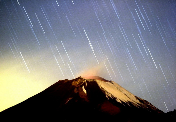 Picture 5 of Impressed with 'meteor shower party'
