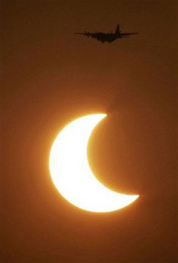 Picture 17 of Impressive image of the longest eclipse of 1,000 years