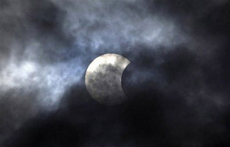Picture 7 of Impressive image of the longest eclipse of 1,000 years