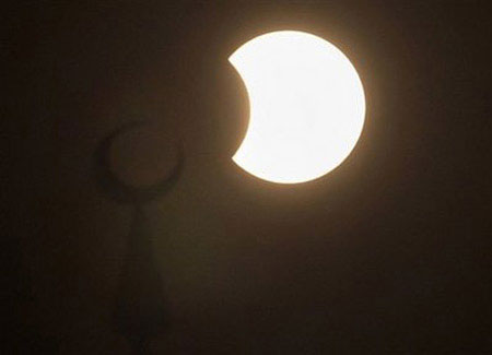 Picture 8 of Impressive image of the longest eclipse of 1,000 years