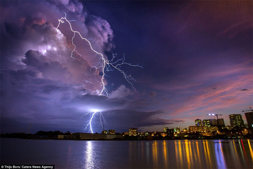 Picture 11 of Impressive moment with nature's