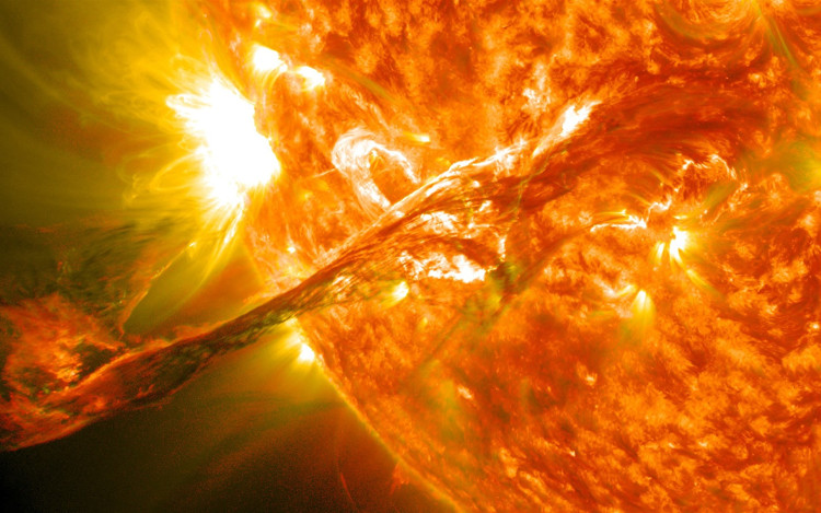 Picture 2 of In 2030, a solar storm could be a disaster for the world