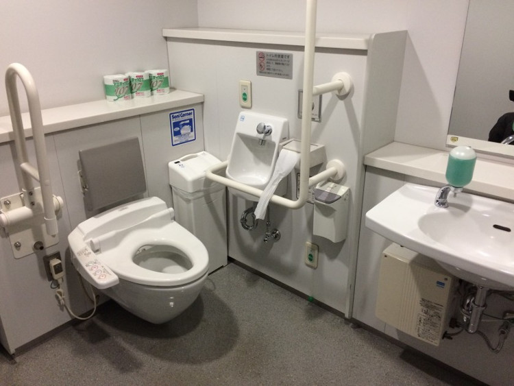 Picture 1 of In Japan, the director also has to go to the toilet!  The reason is ...