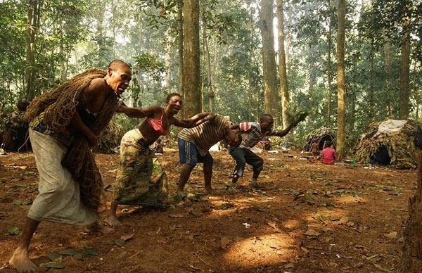 Picture 14 of In the tribe, nearly 50% of children cannot live more than 5 years in Africa