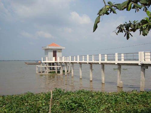 Picture 1 of Inaugurated 12 Mekong hydrological monitoring stations