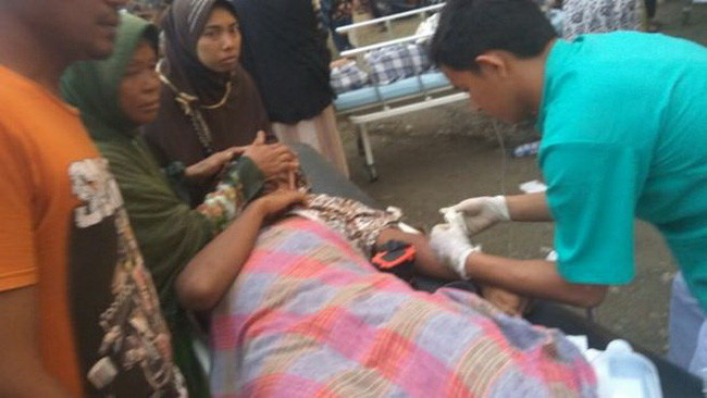 Picture 2 of Indonesia earthquake strong, at least 18 people died