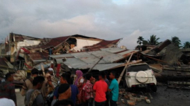 Picture 5 of Indonesia earthquake strong, at least 18 people died