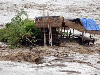 Picture 1 of Indonesia: Floods and landslides, 52 people were killed