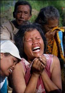 Picture 10 of Indonesia: Number of victims killed by earthquakes on more than 3,500 people