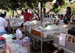 Picture 7 of Indonesia: Number of victims killed by earthquakes on more than 3,500 people