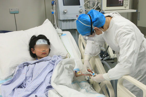 Picture 1 of Influenza A virus (H7N9) in China has been highly virulent