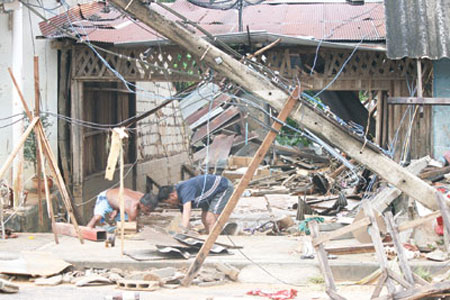 Picture 1 of Injury in the Thai navel flood area