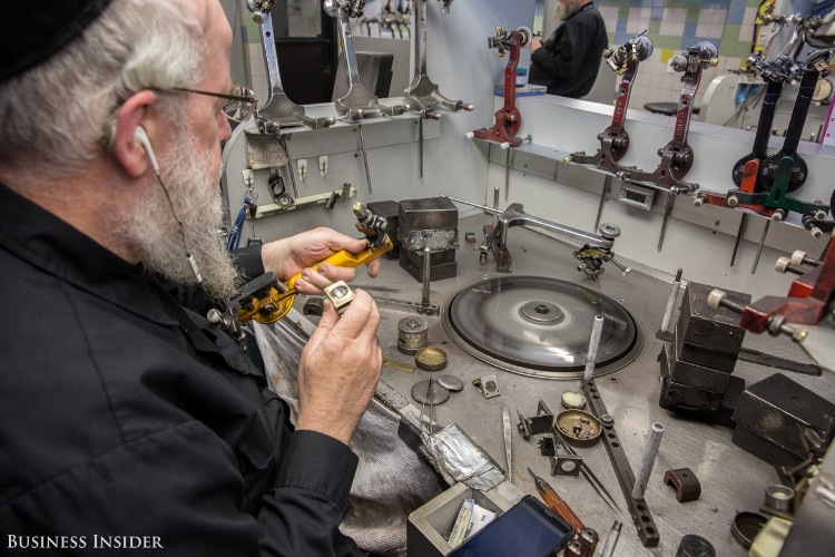 Picture 9 of Inside America's largest diamond processing factory