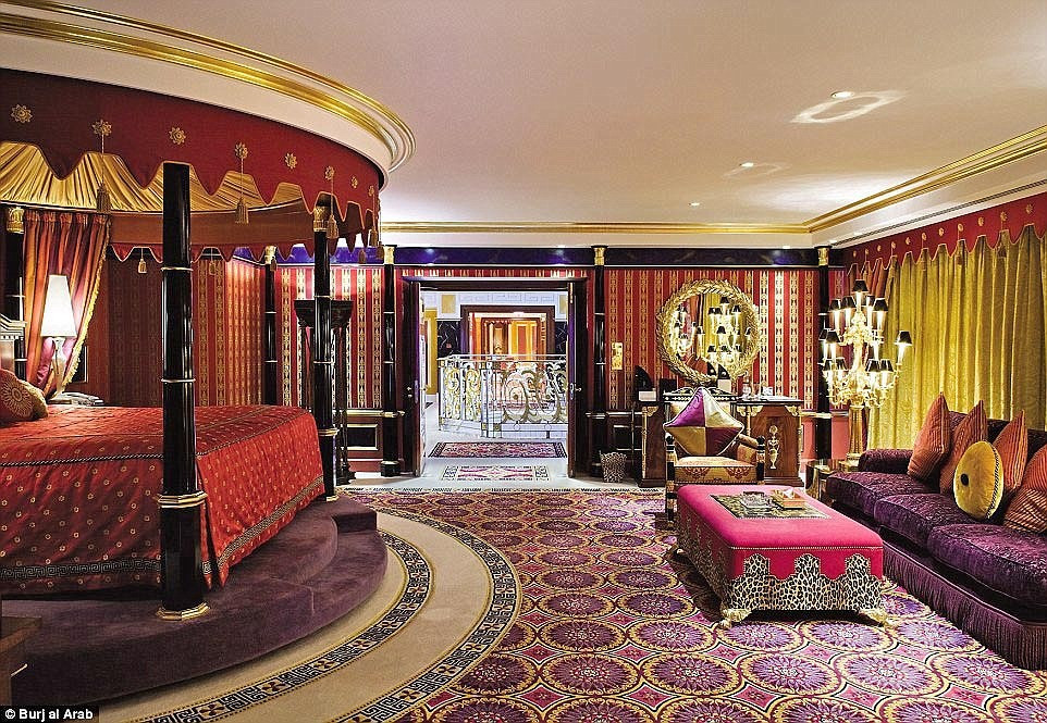 inside-the-7-star-dubai-hotel