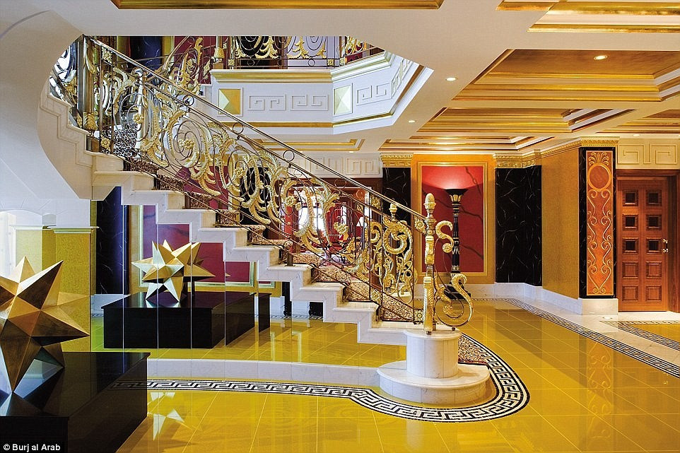 Picture 11 of Inside the 7 star Dubai hotel