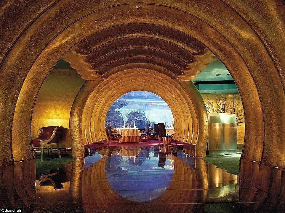 Picture 12 of Inside the 7 star Dubai hotel