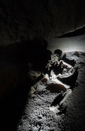 Picture 6 of Inside the Mayan goddess cave