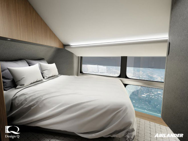 Picture 4 of Inside the world's largest balloon with glass floor, carrying super rich circles
