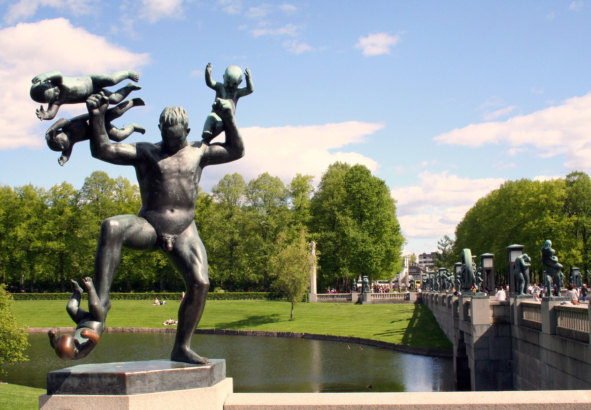 Picture 7 of Inside the world's largest nude statue park