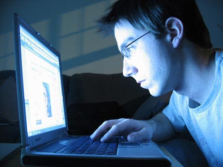 Picture 1 of Internet causes boredom and depression