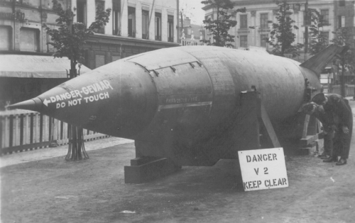 Picture 4 of Inventing missiles