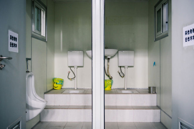 Picture 2 of Inventing the toilet, billionaire Bill Gates will save the world $ 233 billion