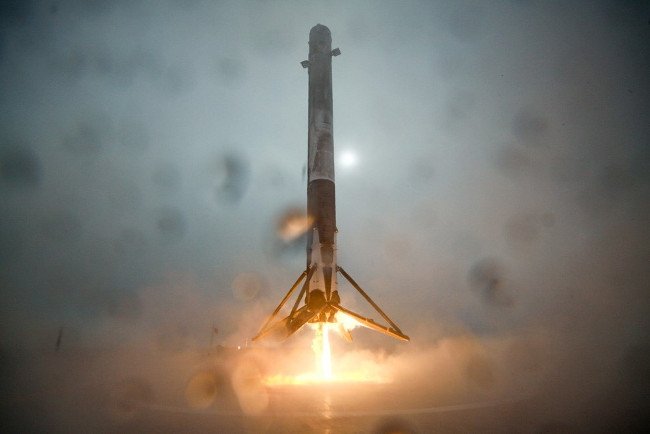 Picture 3 of Is Elon Musk's plan to send people to Mars possible?